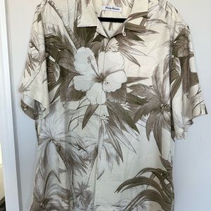 Tommy Bahama Mens silk shirt size large